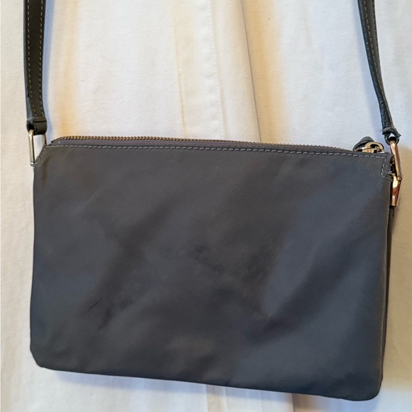 KATE SPADE Wilson Road Madelyne Grey Nylon Crossbody Bag #WKRU4920 Pre-Loved - Picture 4 of 9